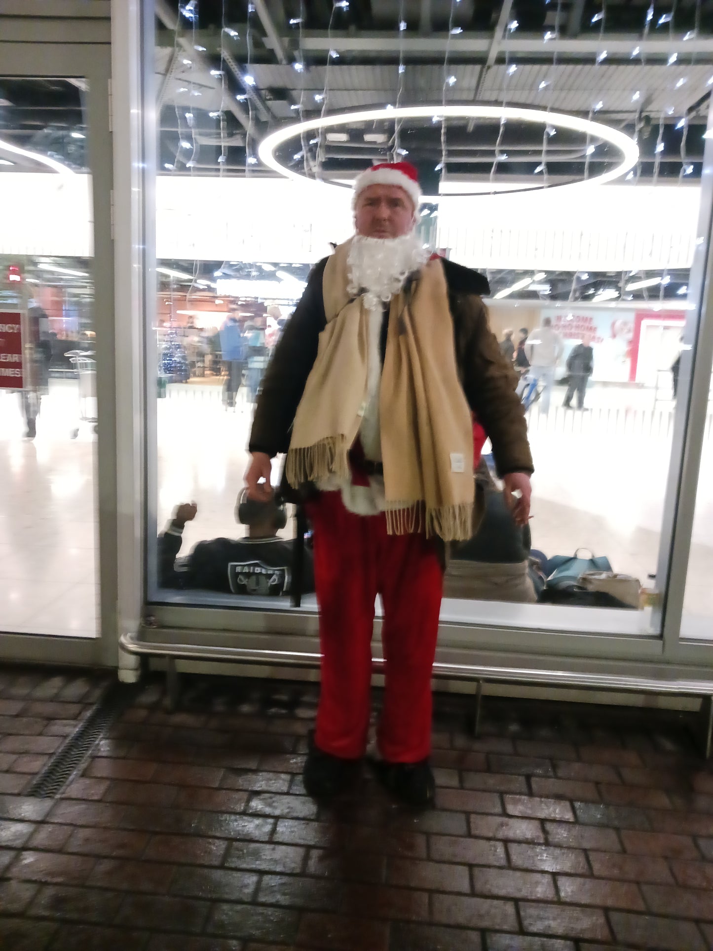 "Damien Leech, Dublin Airport, Christmas 2024, Photograph 6"